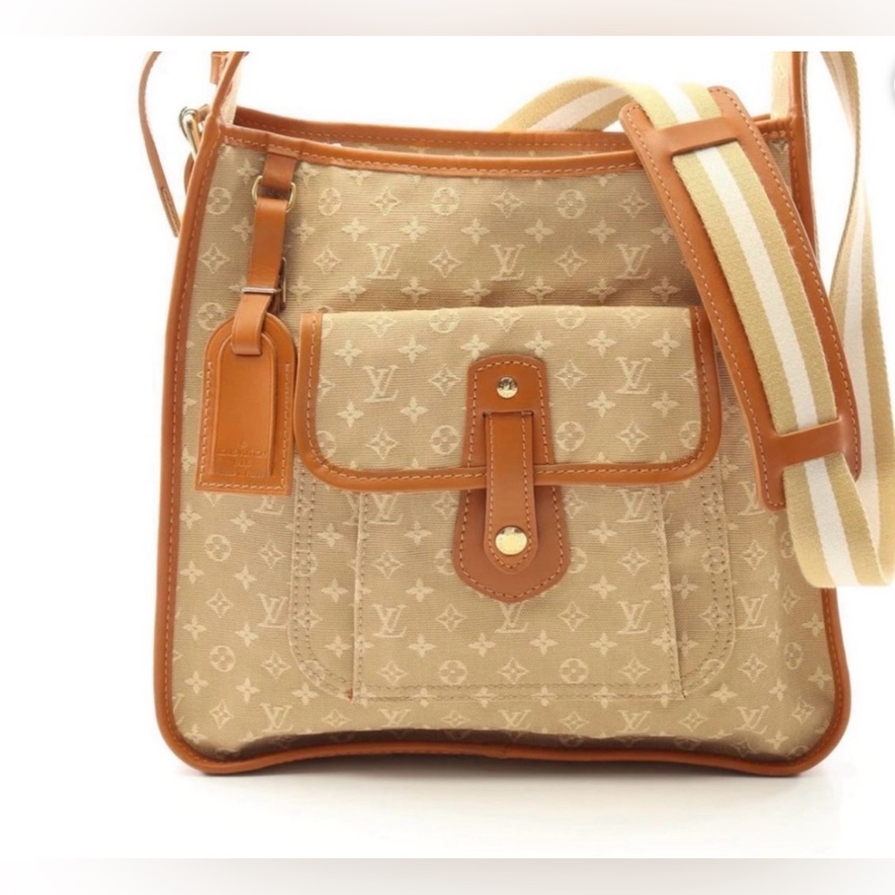 LOUIS VUITTON EXCELLENT CONDITION LV Monogram Mary Kate Besace
